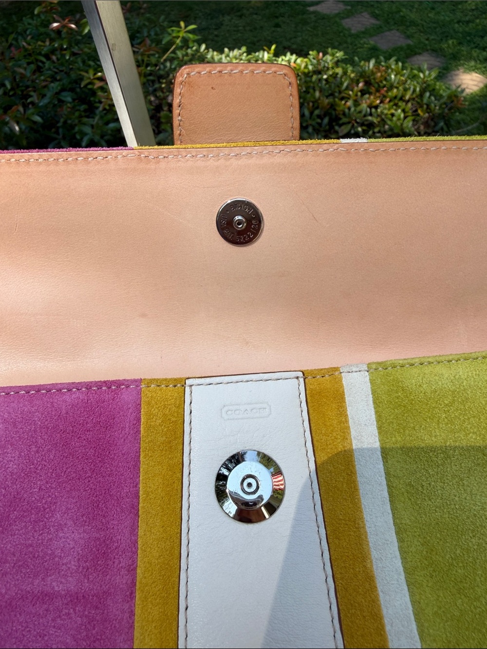 Coach Soho Wristlet/Clutch Multicolor Suede Striped, Leather Trim *VINTAGE* 2003 - Picture 16 of 17